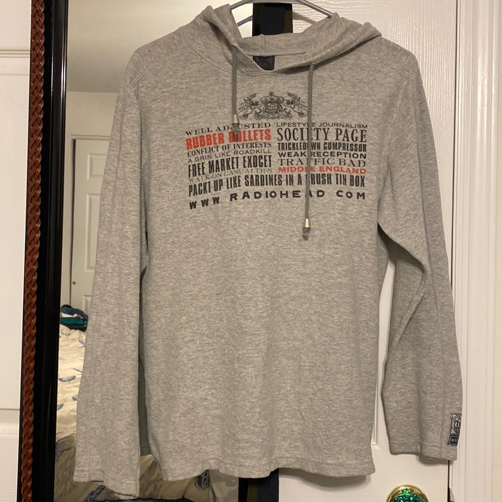Radiohead vintage LS pullover, size Small Packt like Sardines in a crush tin box